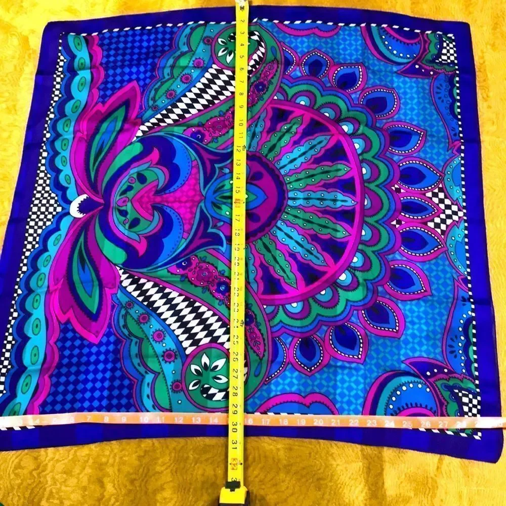 Vintage  Multicolor scarf